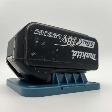 Akkuhalter für 18V Makita-Akku